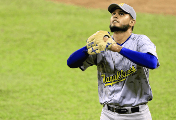 Erik Leal Pitcher del año
