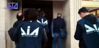 policía italiana