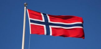 Noruega reconoce