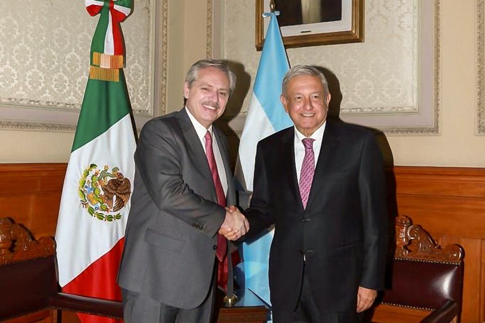 alberto-y-obrador alberto-y-obrador