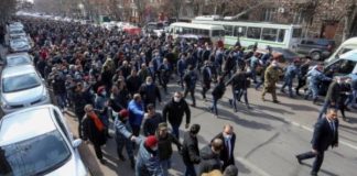 Se agrava situación política en Armenia
