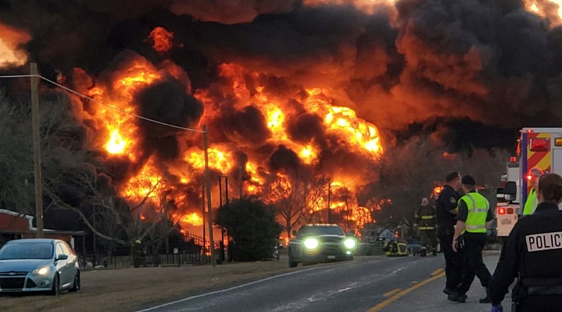 explosion Fuerte Explosión