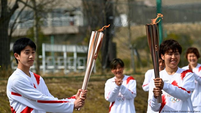 56981127_101 Antorcha olímpica