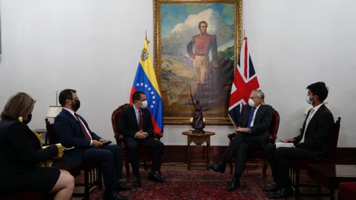 Arreaza-Embajador británico