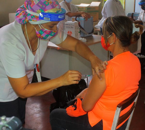 inmunización a maestros en Carabobo