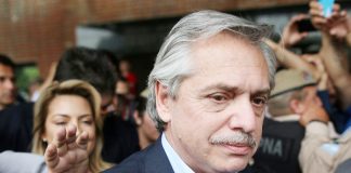 Argentina se retira del Grupo de Lima y rechaza sanciones