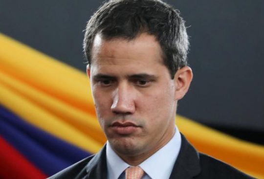 Borran a Juan Guaidó