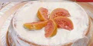 Torta de guayaba y queso crema