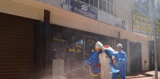 Ejecutan jornada de desinfección en vías principales de Naguanagua