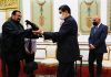 Así recibió el Pdte. Maduro al actor Steven Seagal en Miraflores Steven Seagal