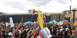 continúan movilizaciones