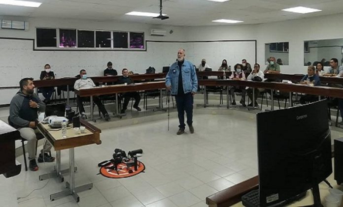 CORRESPONSAL El CEOFANB