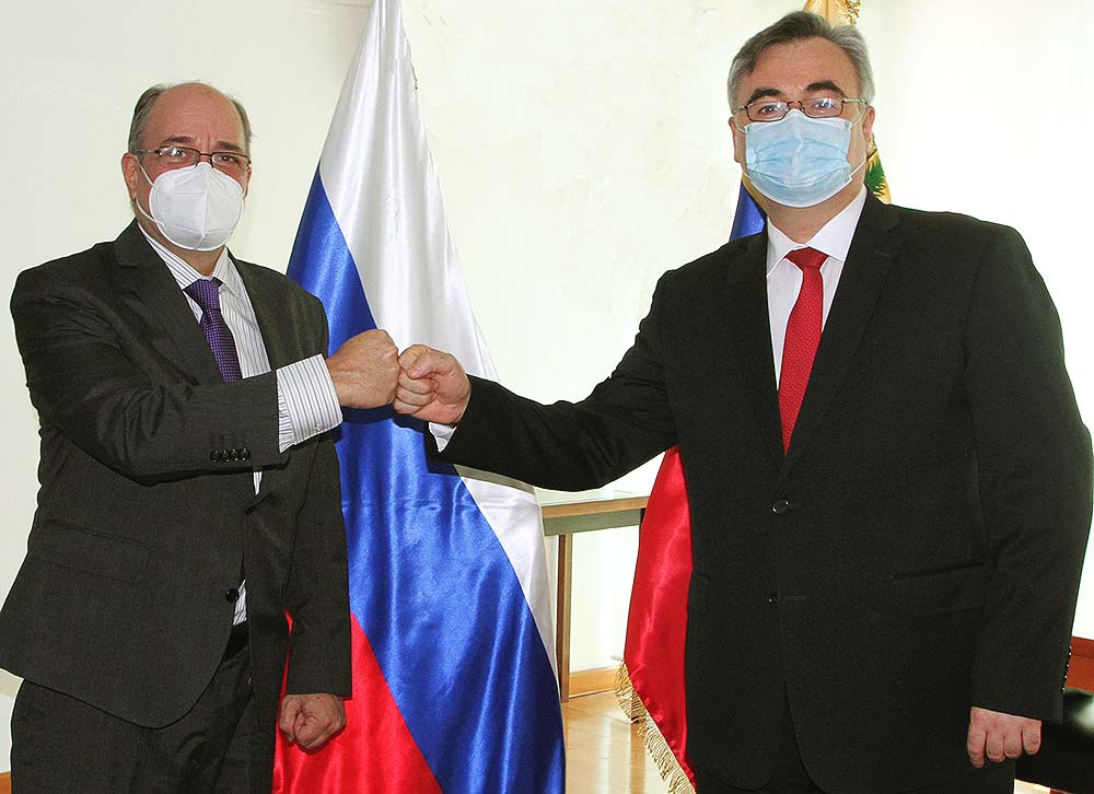 Presidente del CNE y Embajador Ruso