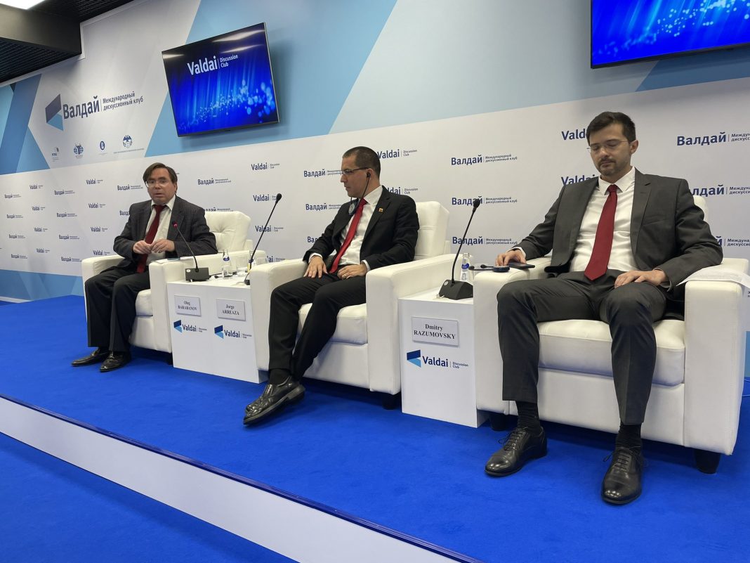 club valdai-Arreaza-Rusia