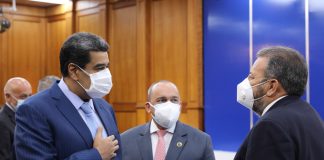 Maduro a diputados opositores: manténganse en el diálogo
