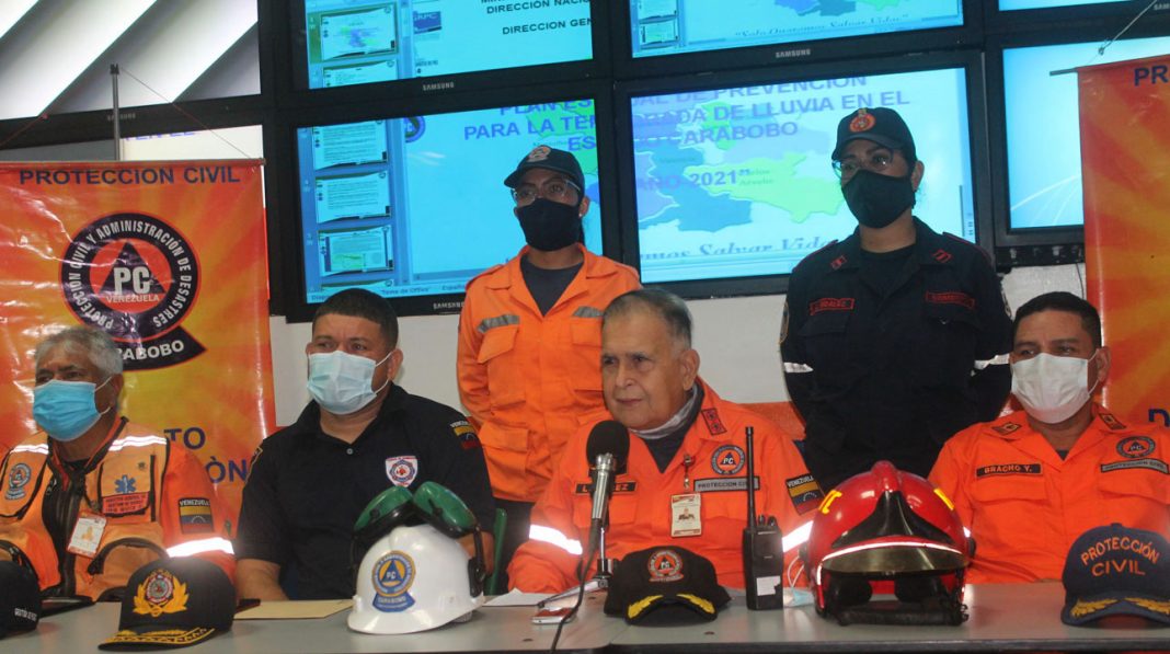 Protección Civil y Bomberos Protección Civil y Bomberos