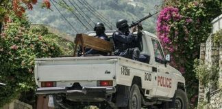 cuarto policía haitiano