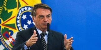 Jair Bolsonaro amenaza a TSF