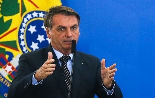 Jair Bolsonaro amenaza a los miembros del Tribunal Supremo Federal Jair Bolsonaro amenaza a TSF