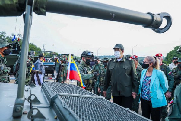 Maduro: cada REDI tendrá un centro de entrenamiento y polígono de tiro