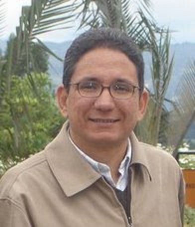 Gustavo Fernández Colón 2