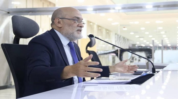 Venezuela condena mercantilización