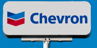 Chevron seguirá en Venezuela “cuidando” sus activos