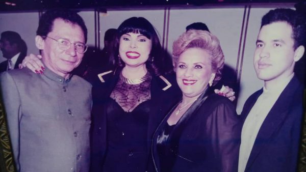 homenaje a Mireya Chirinos