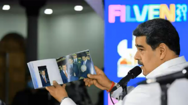 Inauguran 17° Feria Internacional del Libro (Filven)