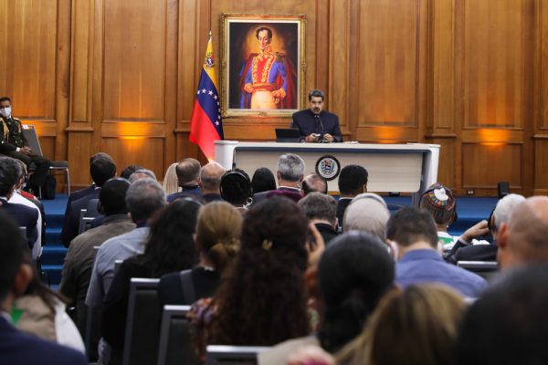 Presidente Maduro: U.E que respete a Venezuela
