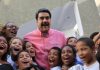 niños con Maduro
