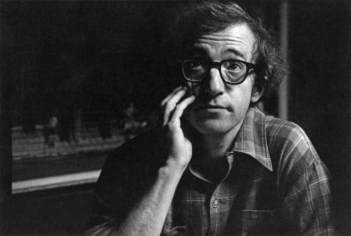 un-cuento-de-woody-allen-fiesta-disfraces-1024x688