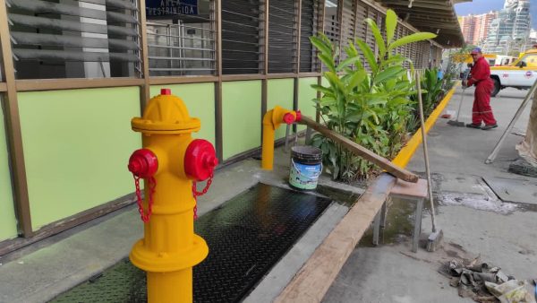 Gobierno supervisa rehabilitación a bomberos UCV