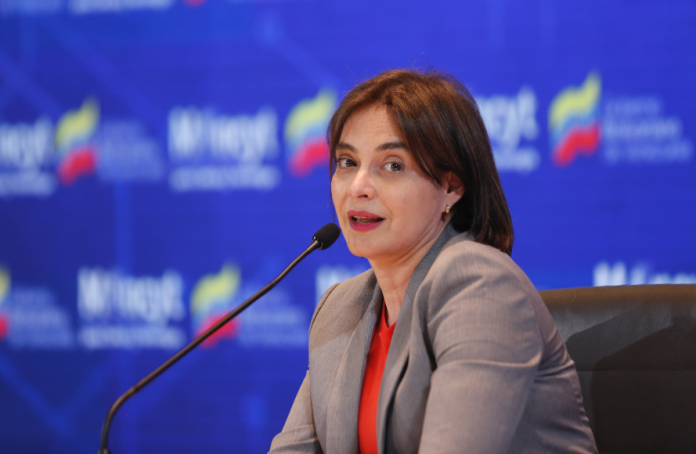 Científicos venezolanos recuperan equipos médicos