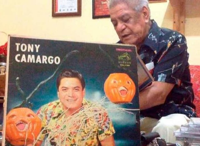 TONY Año Viejo