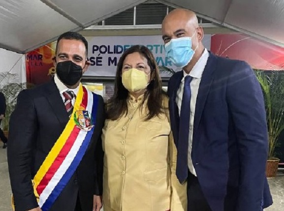 gobes 1x10 en maquinaria socio-gubernamental