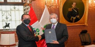 En Perú reciben credenciales del nuevo embajador venezolano