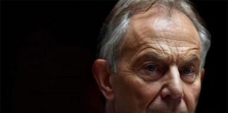 retirar título de caballero a Tony Blair