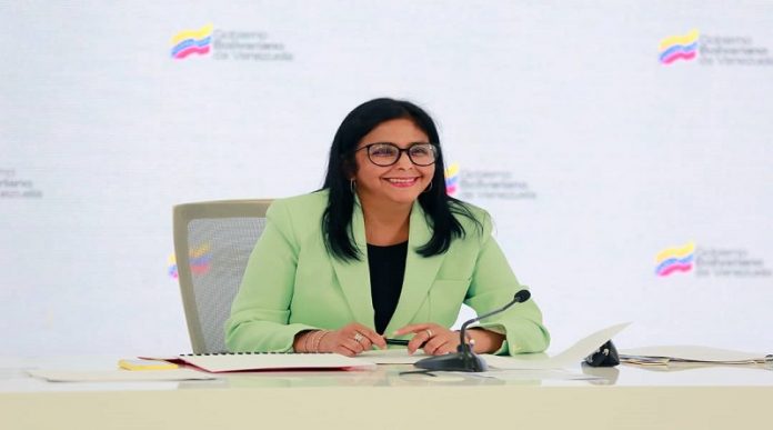 Vicepresidenta Delcy Rodríguez lidera reunión con CBST en Caracas