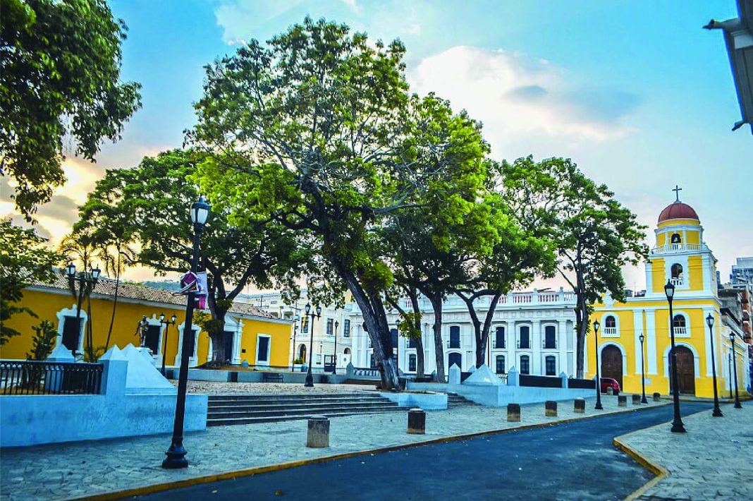 Valencia cumple 467° años