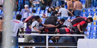 Enfrentamiento en un estadio mexicano