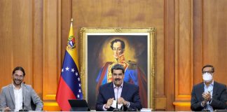 Presidente Maduro llama a romper la hegemonía del relato y la mentira de Occidente
