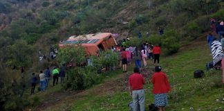 Perú-ómnibus-volcamiento-11 fallecidos 2