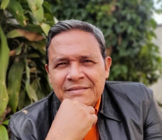 Divagaciones: «Maestros extraños (II)» por Arnaldo Jiménez Arnaldo-jimémez-divagaciones-considerandos-considerando