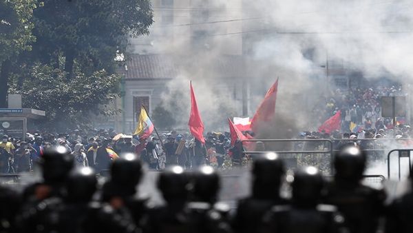 manifestante en Ecuador
