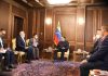 Presidente Maduro evalúa estrategias