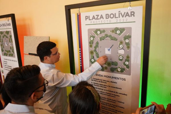 Plaza Bolìvar