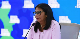Delcy Rodríguez le canta verdades a canciller chilena