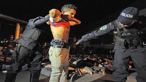 el_salvador_pandillas_editada.jpg_1718483347 Tiroteo en El Salvador