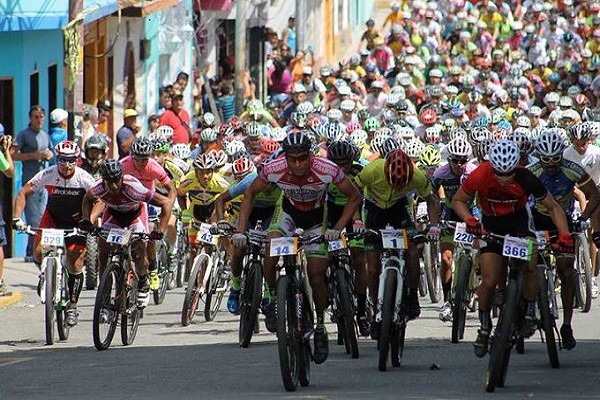 Vuelta Vuelta a La Azulita